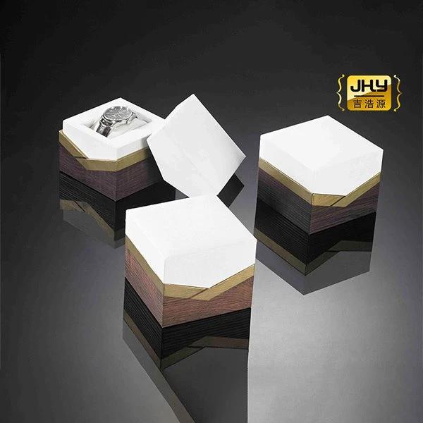 Design Watch Organisers