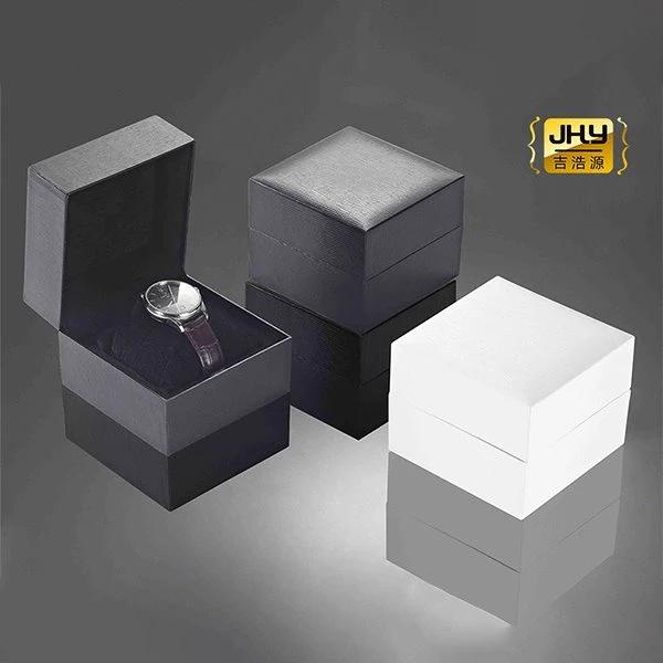 صندوق ساعة الرجال الأنيق الأسود