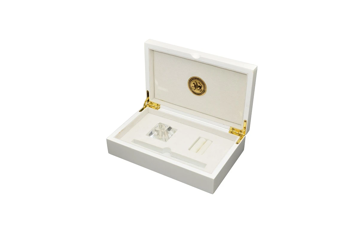 Gift boxes for pens