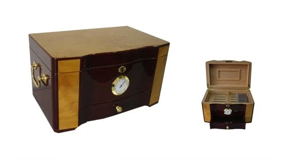 wooden cigar boxes