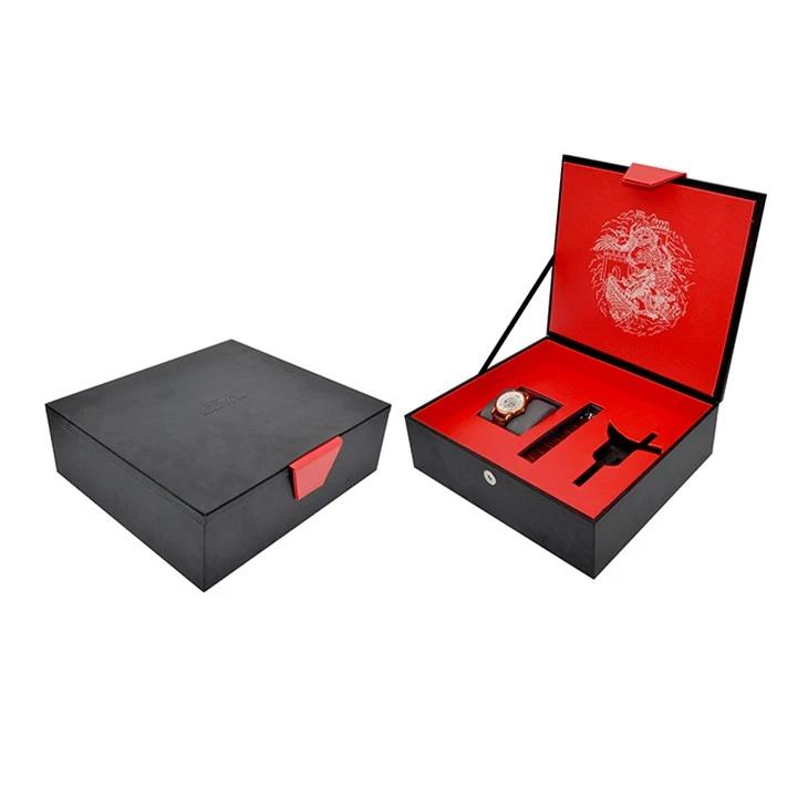 Schwarze Karton Uhren Box