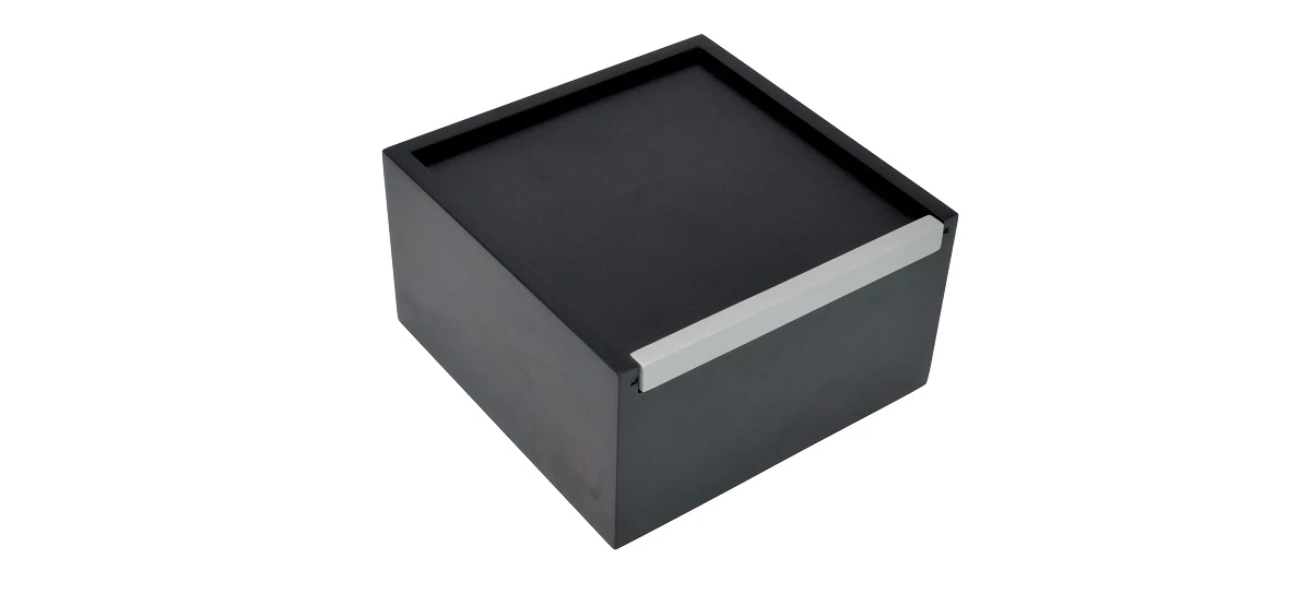 An Exquisite Single Watch Box