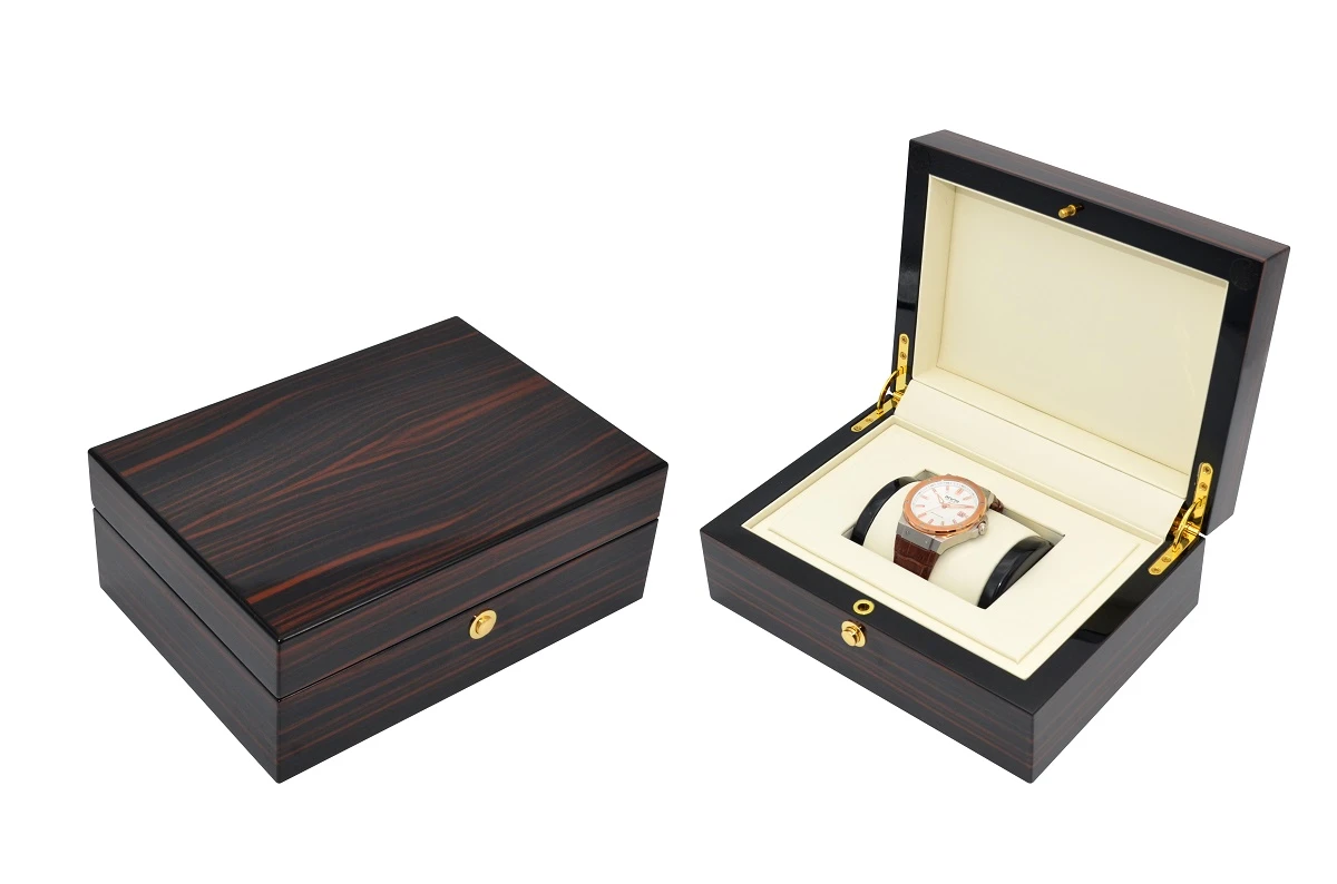 Black Flap Custom Watch Box