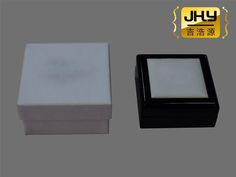 18 Colour Block Watch Box