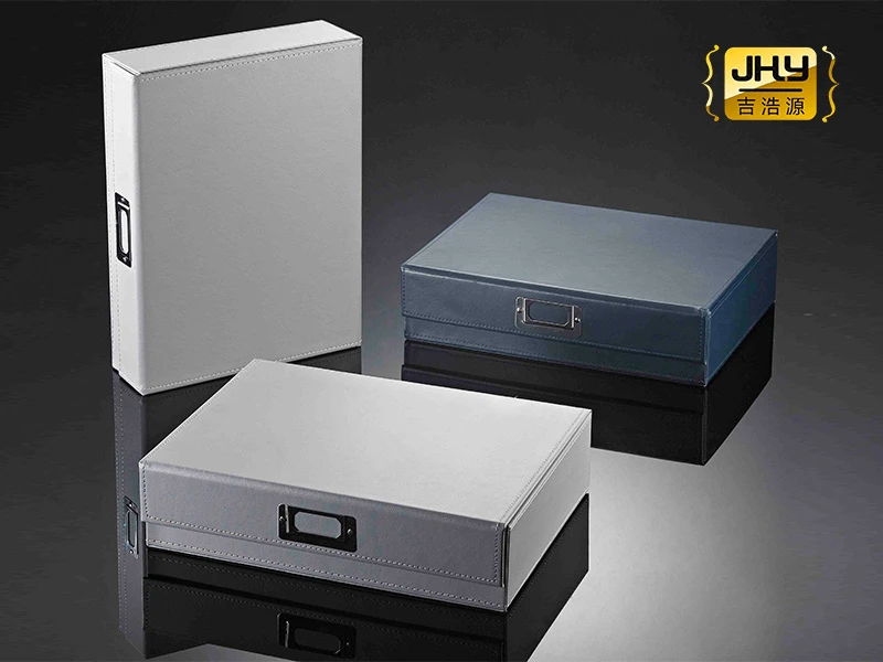 10 Luxury Watch Organiser