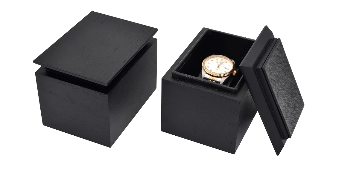 Rubber and wooden watch box