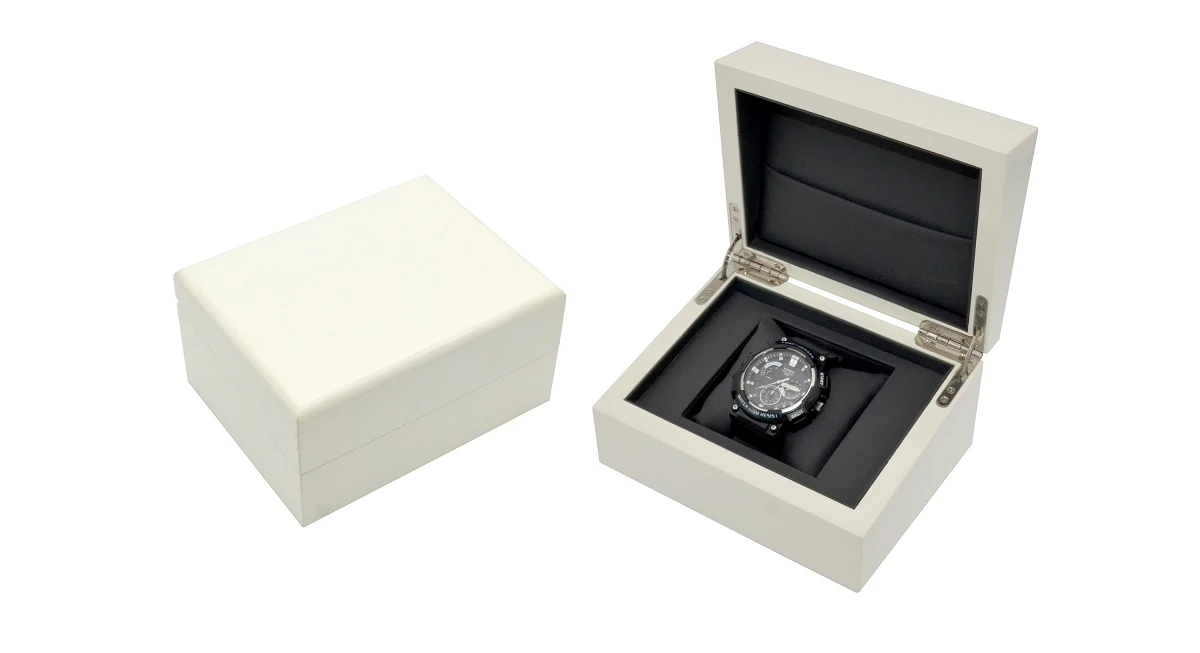 Vintage High-grade Wooden Lacquered Watch Box