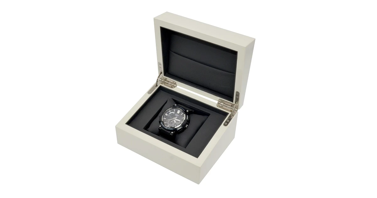 Vintage High-grade Wooden Lacquered Watch Box